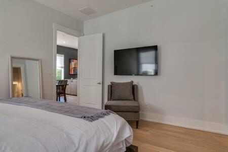The Briar - Luxurious Condo Near Vanderbilt, Нэшвилл Экстерьер фото