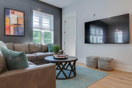 The Briar - Luxurious Condo Near Vanderbilt, Нэшвилл Экстерьер фото