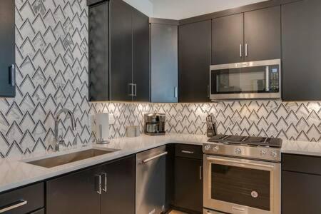 The Briar - Luxurious Condo Near Vanderbilt, Нэшвилл Экстерьер фото
